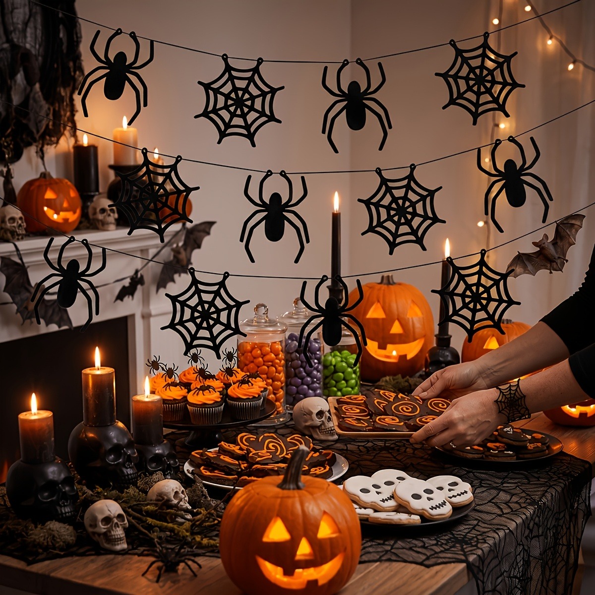 Spider Web Halloween Decoration - 2 conjuntos de guirlandas de banner